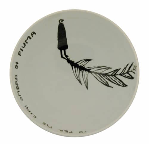 Francesco Levi, 1976 | Tu per me ciai ombra di piuma • Ceramica Ø 22 x 10 cm • 2022